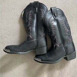 Laredo Youth Size 9.5 D Black Snake Skin Metal Toe Cowboy Western Boots